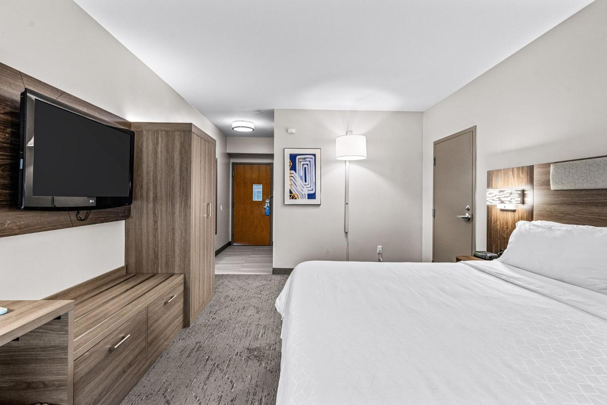 Holiday Inn Express & Suites Carneys Point - Pennsville By Ihg Buitenkant foto