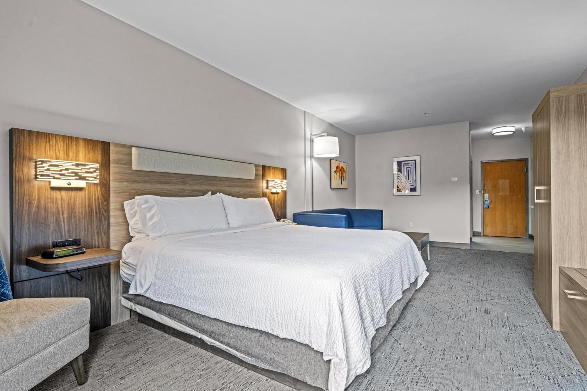 Holiday Inn Express & Suites Carneys Point - Pennsville By Ihg Buitenkant foto